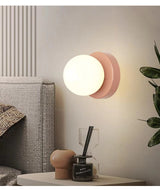 Royaleva Nordic LED Glasvägglampa – Minimalistisk Orb Sconce för Moderna Interiörer Carvallo