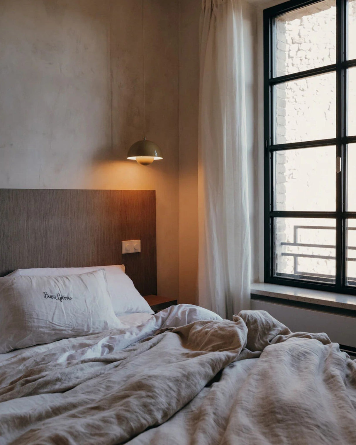 Carvallo – Ø23cm Taklampa med Justerbar 2m Sladd och Varm Vit Ljus Carvallo