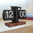 Vintage Flip Page Clock – Batteridriven Mekanisk Klocka för Hem- och Kontorsdekoration, Lätt att Läsa med Justerbar Knapp Carvallo