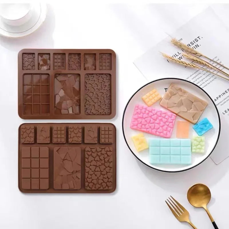 Carvallo Silikonform | 3D-chokladform i Dubai-design | Tunna plattor & fondant | För praliner, dekoration & bakverk Carvallo