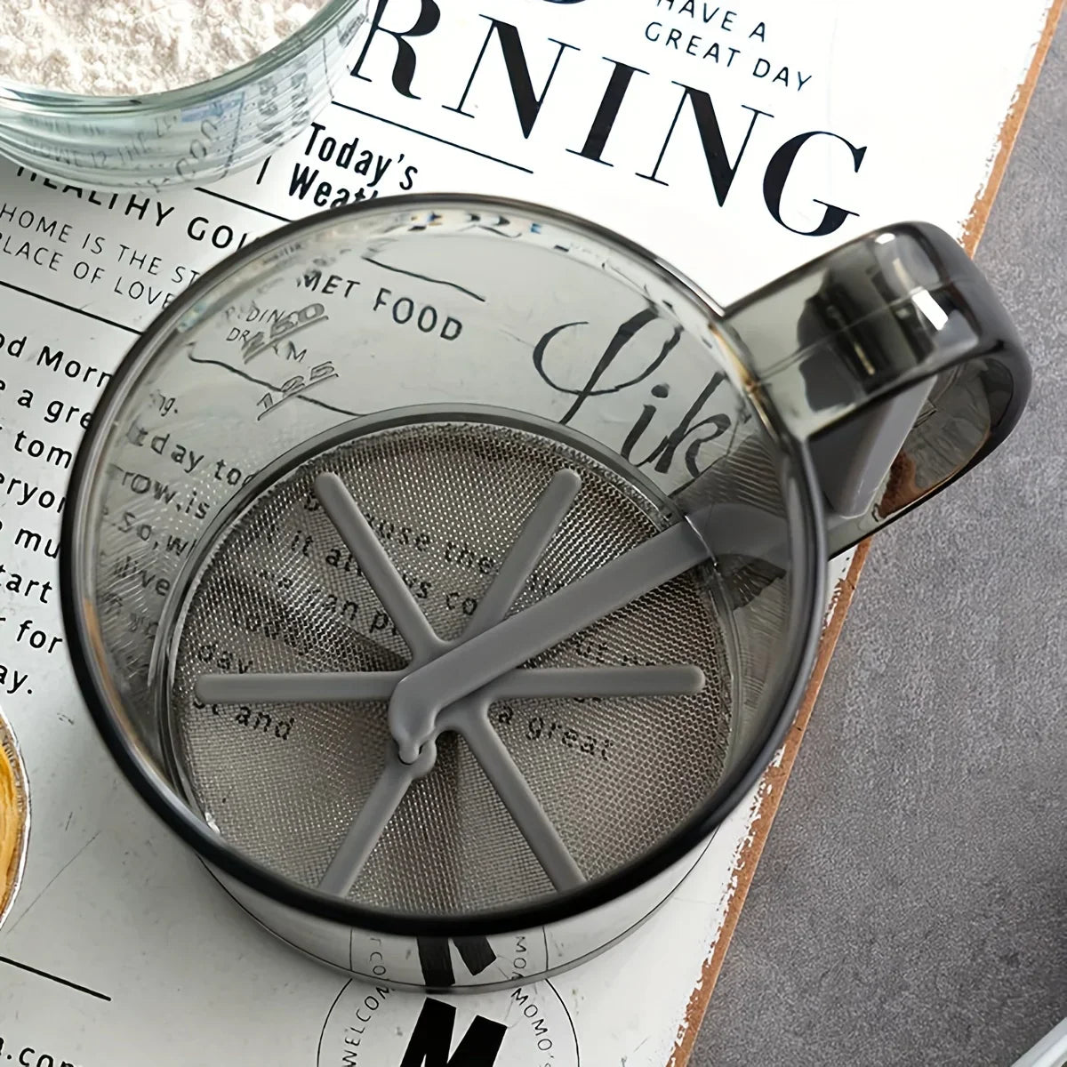 Carvallo Mjölsikt halvautomatiskt | Dubbel-sikt med krosshandtag | Finmaskig för bakning & florsocker | 2-pack Carvallo