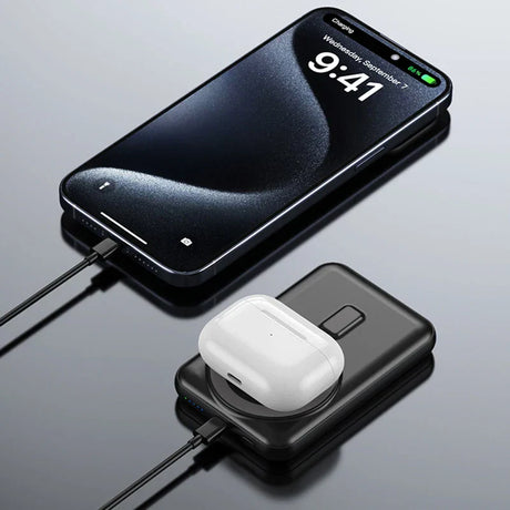 Carvallo 20.000 mAh Solkraftbank med magnetisk trådlös laddare | Kompatibel med MagSafe | USB-C & solenergi-laddning | För iPhone, Samsung & mer Carvallo