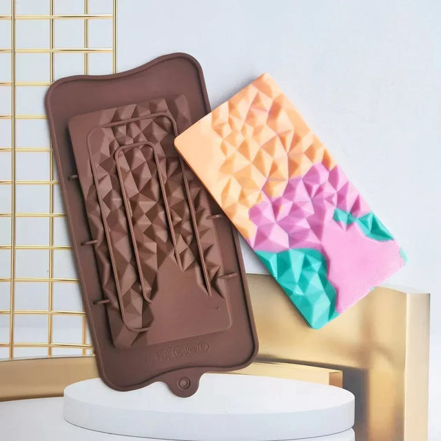 Carvallo Silikonform | 3D-chokladform i Dubai-design | Tunna plattor & fondant | För praliner, dekoration & bakverk Carvallo