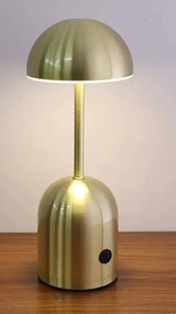 GlowLuxe - Bärbar Dimbar Bordslampa – LED Metalldesign för Stämningsfull Belysning Carvallo