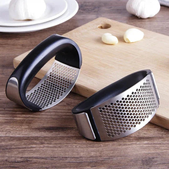 QuickCrush - böjd vitlökspress för matlagning utan trassel | 1+1 gratis Carvallo