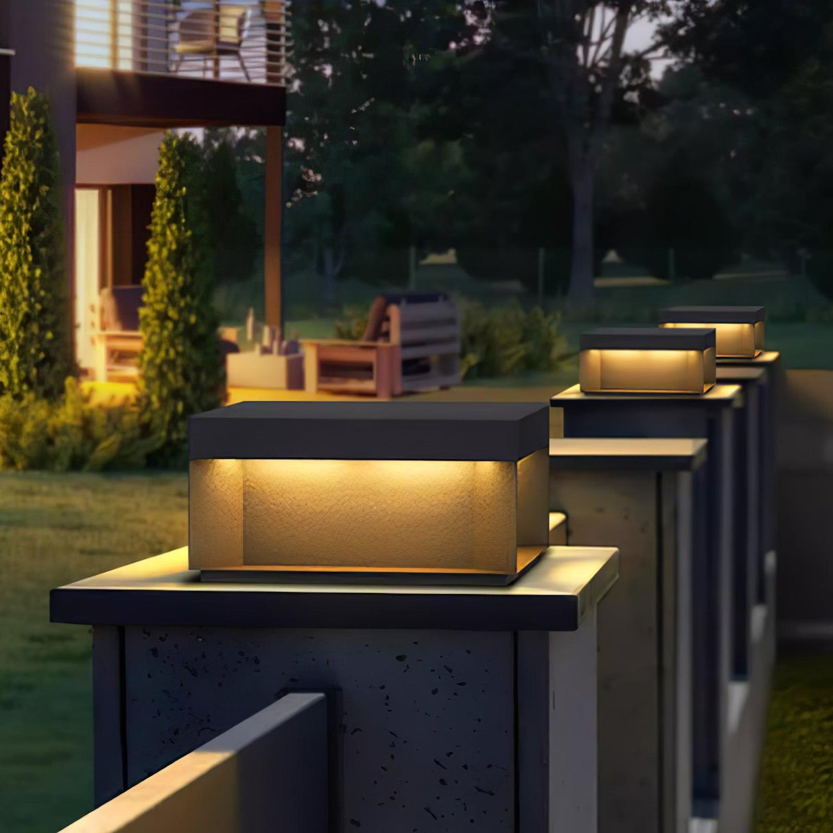 Matt svart ram sol utomhus postlampa Carvallo