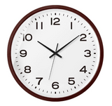 NordicTime - Elegant skandinavisk väggklocka i trä för en modern touch Carvallo