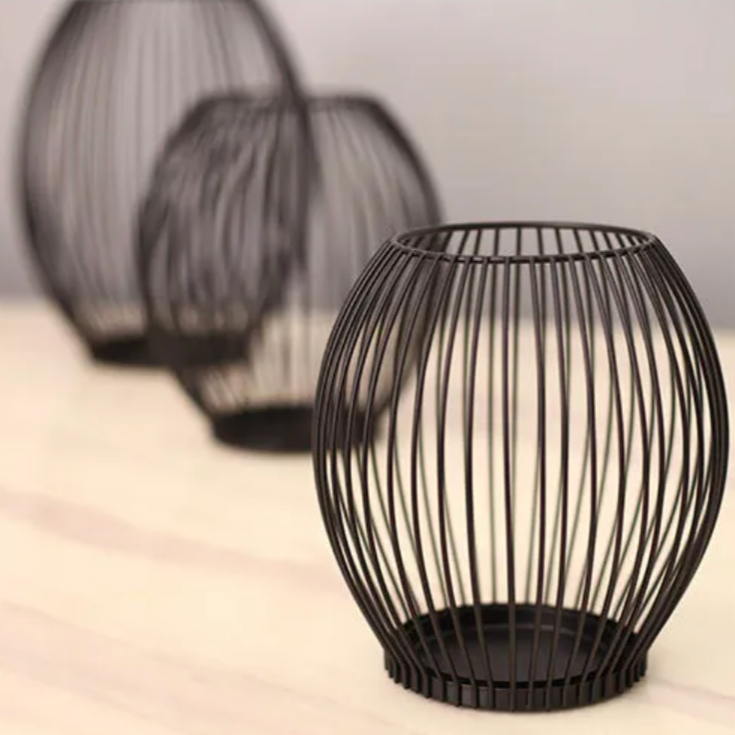 Carvallo – Smidesjärnsljusstake med en tidlös look Carvallo