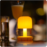 Mini-sensation för ditt hem Bordslampa för vänner Carvallo