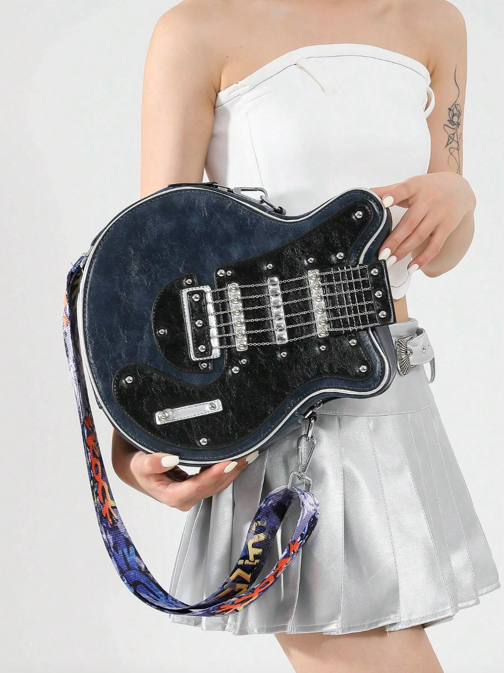 Rockstar - Vintage Retro Gitarr Crossbody Väska MILA Sverige