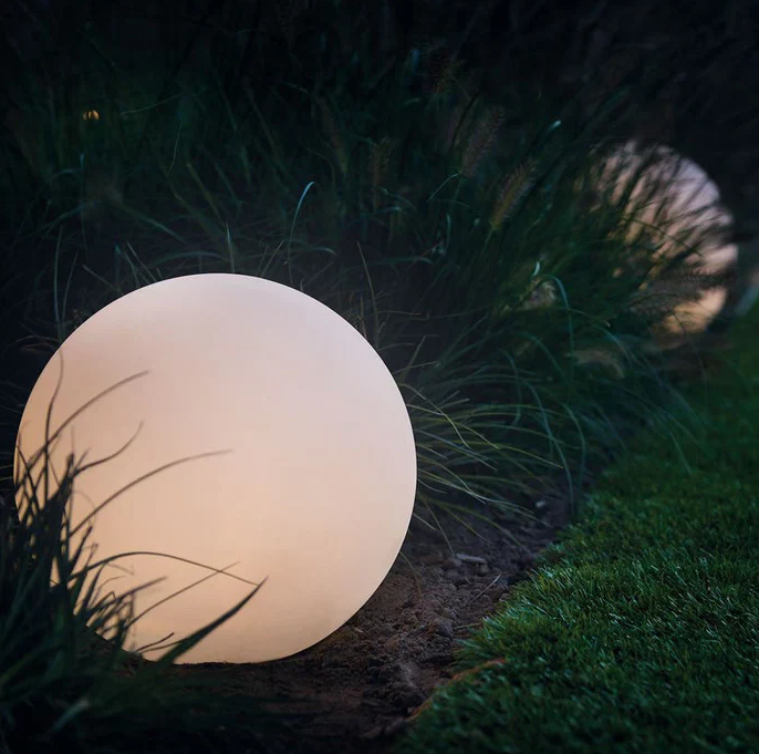 Rund trädgårdslampa Carvallo