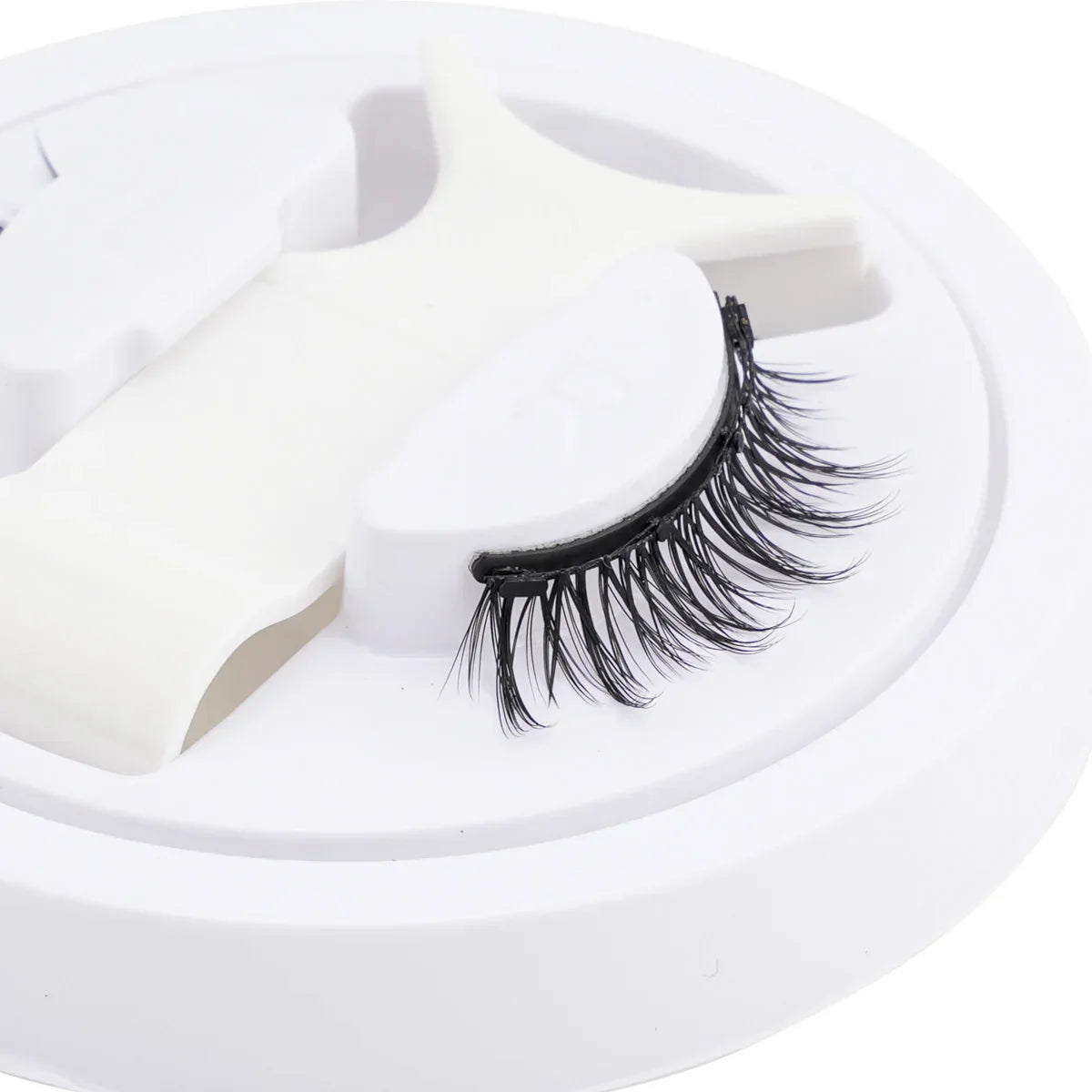 Carvallo Vipper MagneLure Set | 1 Par Återanvändbara Fake Lashes + Carvallo Pincett | Hantverk & Naturlig Carvallo