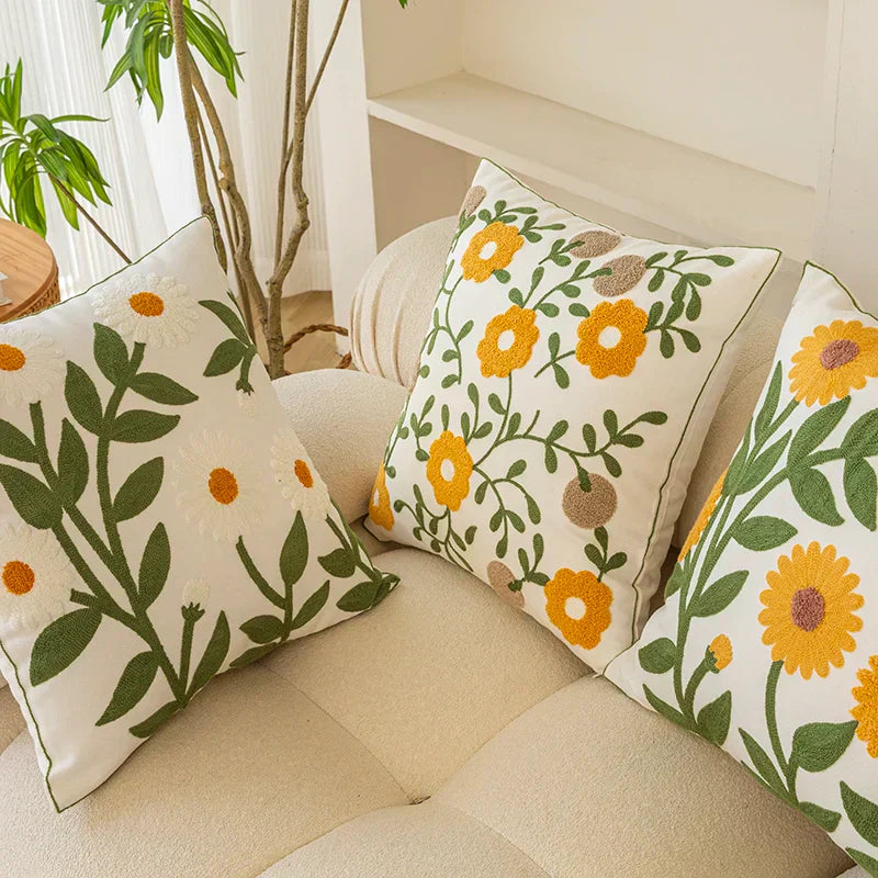 Carvallo – Bomullskuddeöverdrag med Fin Blomsterbroderi Carvallo