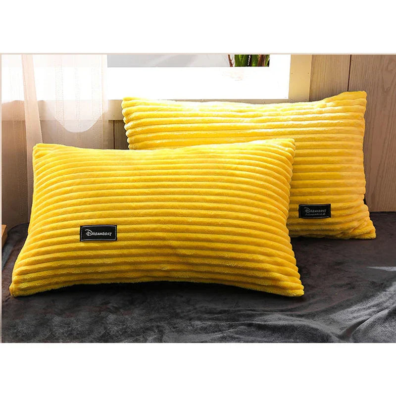 Mjuk Plysch Duvetöverdrag för Vinter - PlushWarm Carvallo