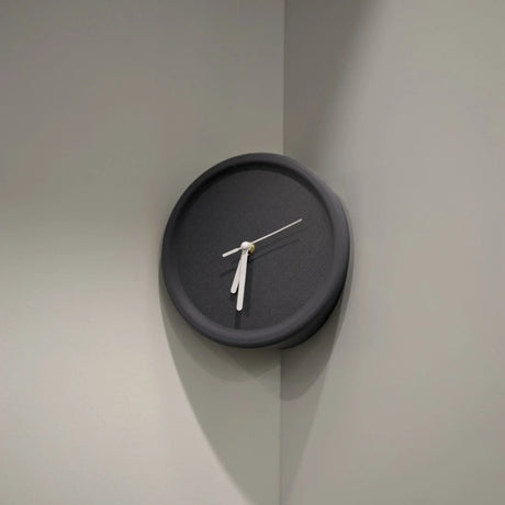 SilentCorner - Stilla Väggklocka utan Borra för Hörn i Hemmet Carvallo