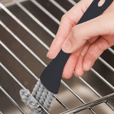 Carvallo Grillrengöringsborste med V-krok och skrapa | Multifunktionell för grillgaller och bakplåt | 18x7 cm Carvallo