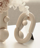 Carvallo – Elegant Ovalt Spegel med Skulptural Form Carvallo
