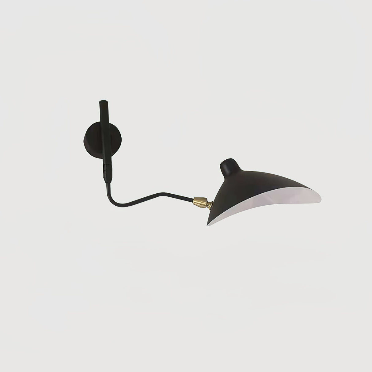 Äkta Serge Mouille Vägglampa – Designer Minimalistisk Sconce Carvallo