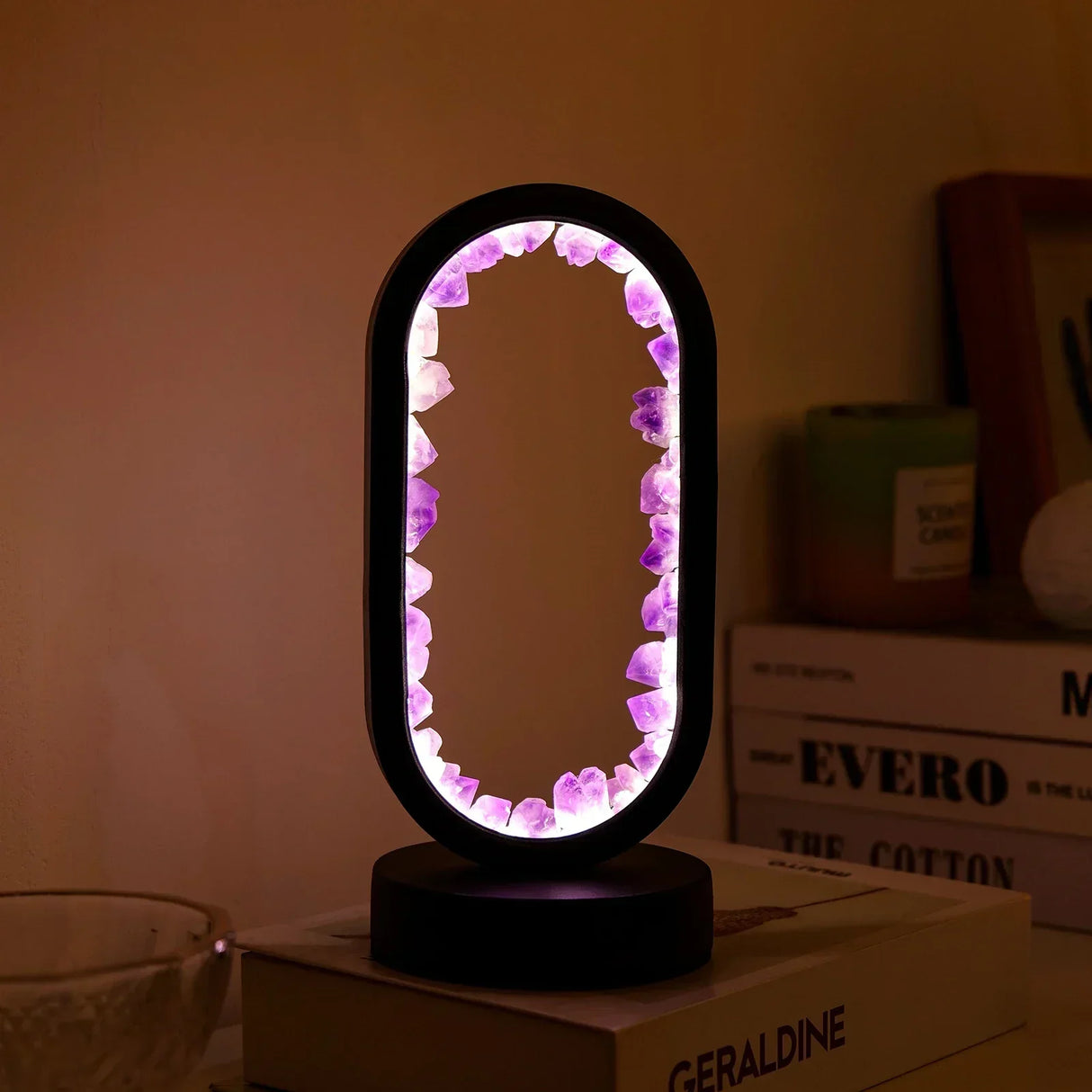 Elegant Amethyst Crystal Lamp – Ambient LED Belysning för Avkoppling Carvallo