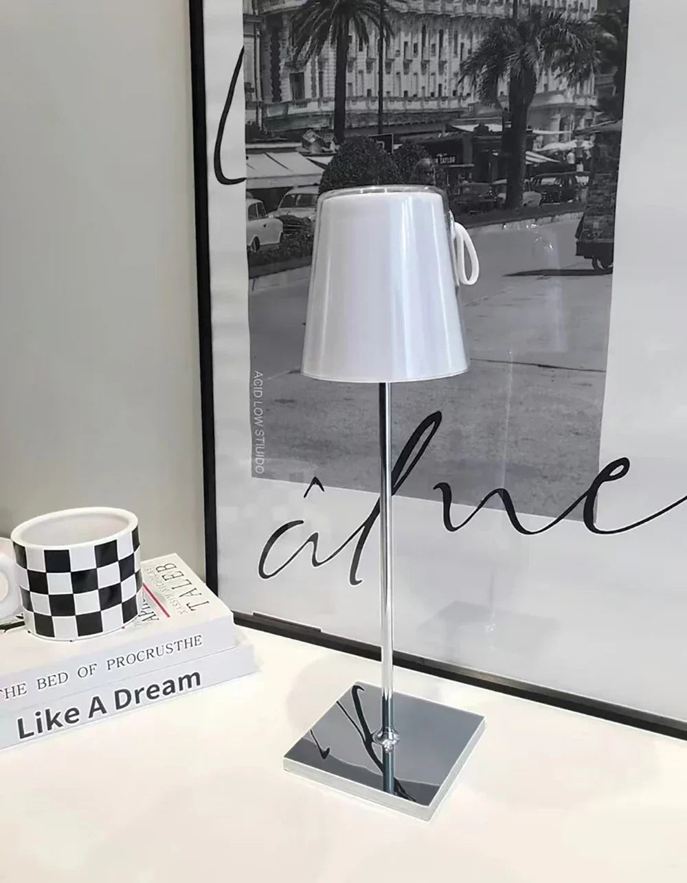 GlowTouch - Vattentät RGB Bordslampa, Bärbar LED Lampa Carvallo