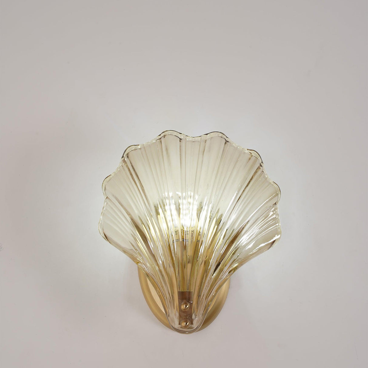 Elegant Shell Vägglampa – Kustinspirerad Sconce för Strandiga Vibes Carvallo