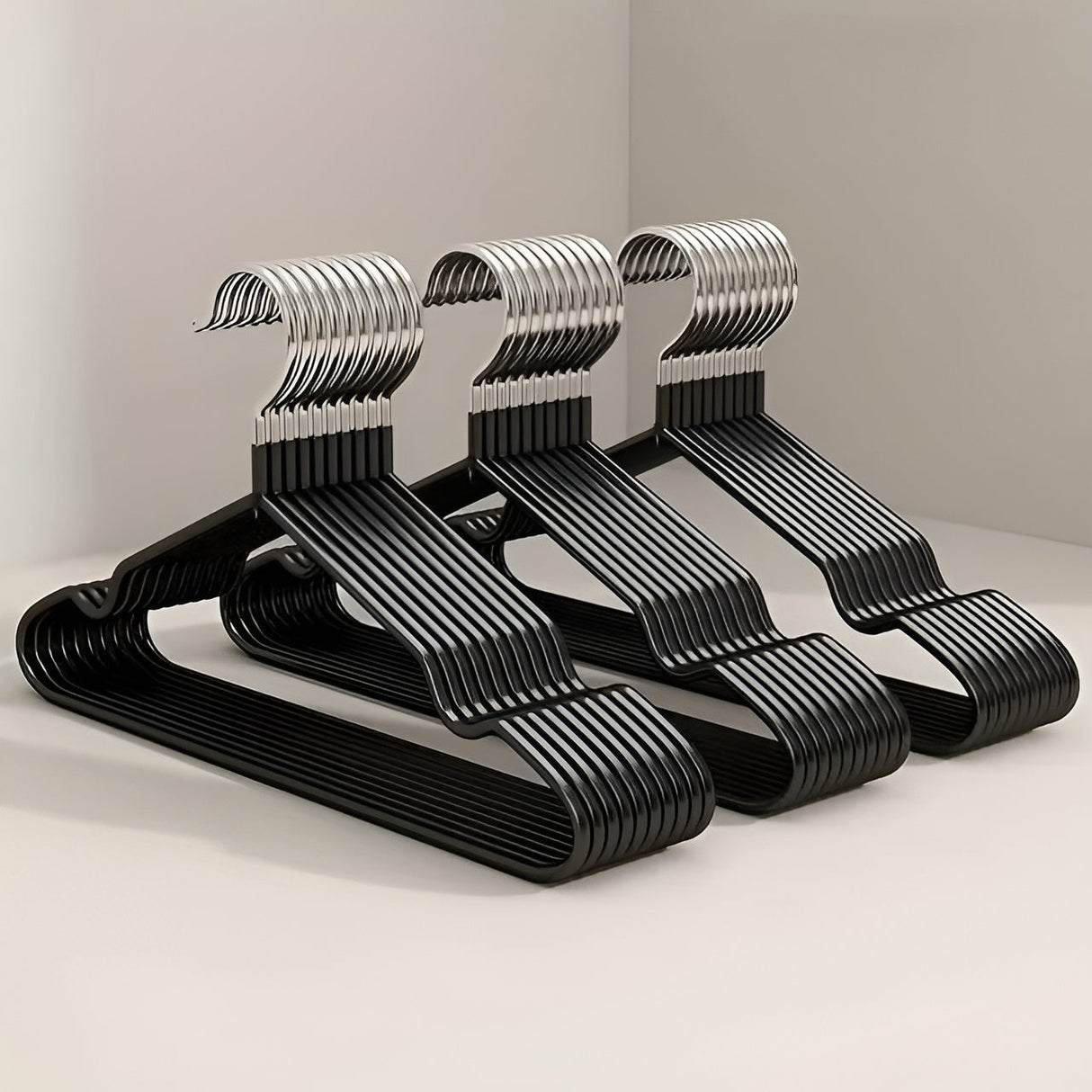 AeroRack Hanger - Retro Antiskid Klädhängare Carvallo