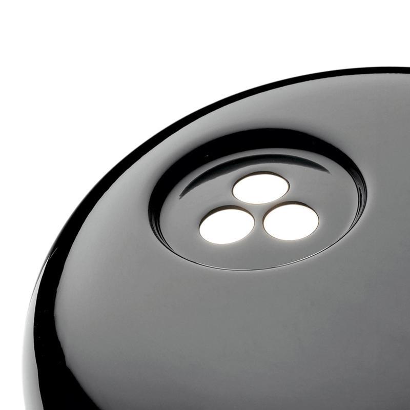 StoneGlow - Dekorativ bordslampa i marmor, där elegans och värme möts MILA Sverige