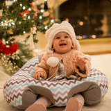 Babystöd i plysch – Mjuk babysits med 360° kuddekomfort MILA Sverige