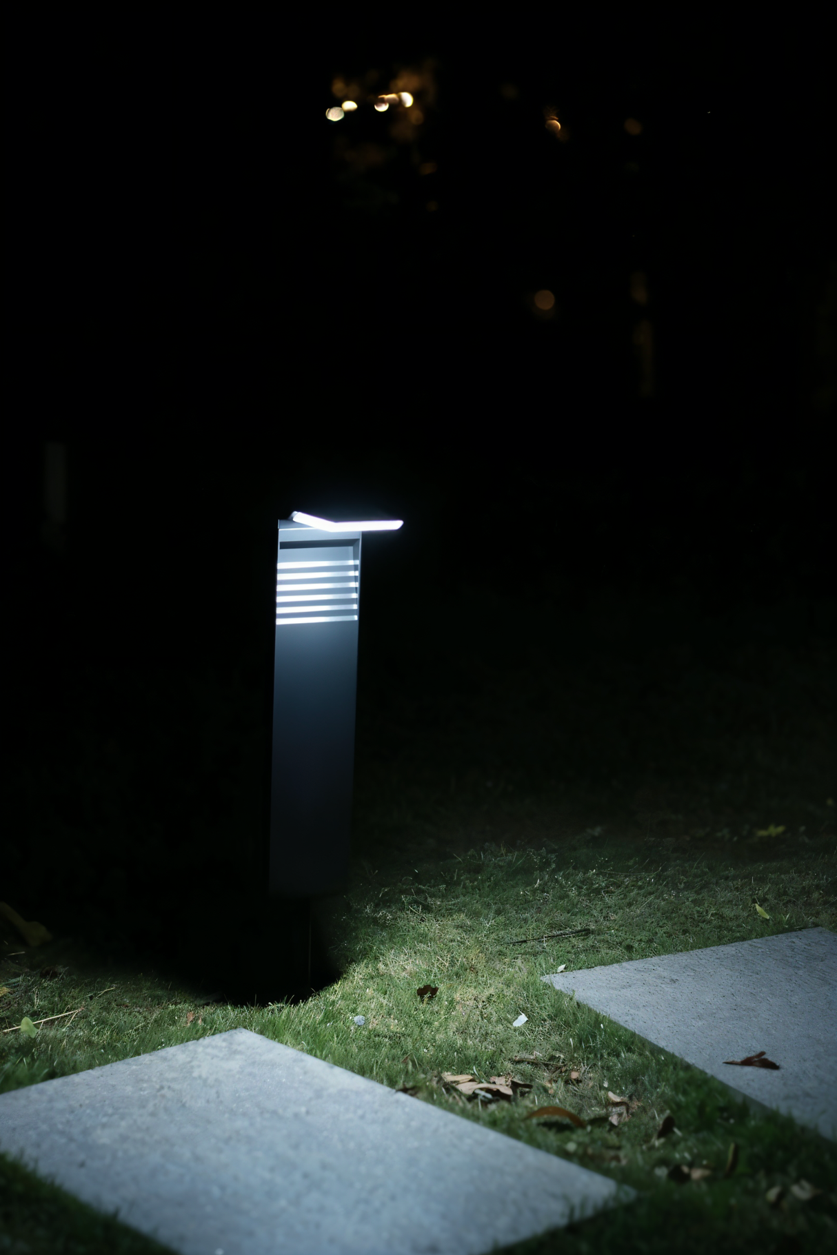 SolShine Solar-trädgårdslampa – Väderbeständig, energieffektiv med rörelsesensor för utomhusområden Carvallo