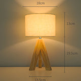 Solara Minimalist Tripod Bordslampa Carvallo