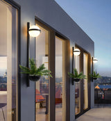 Snygg globformad utomhusvägglampa Carvallo