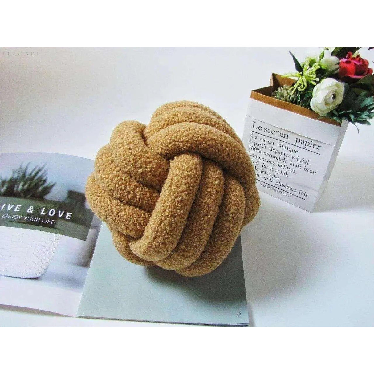 Somway knutna bollkuddar - runda knutna bollkuddar, lammsammetsoffakudde Carvallo