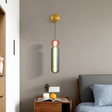 Carvallo – Elegant vägglampa med guldfinish och blomstercharm Carvallo