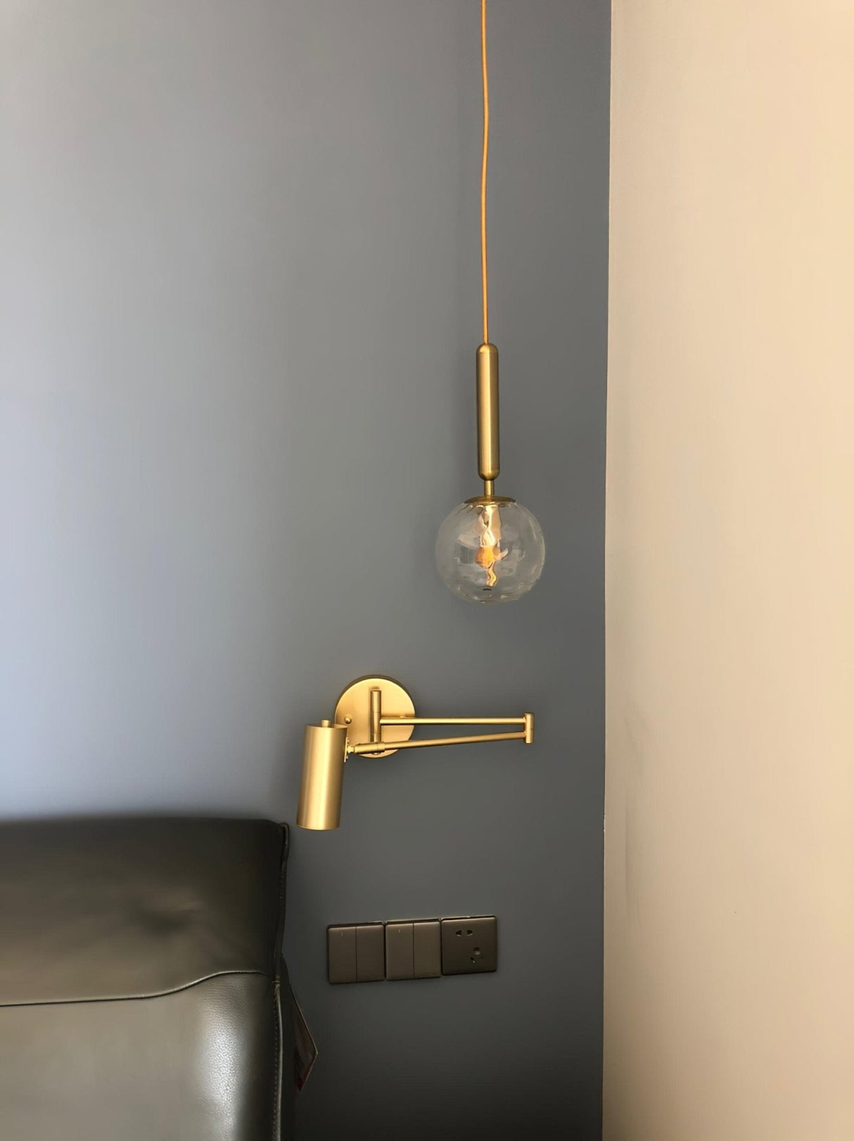 Retro Swing Arm Wall Lamp – Stilig Accentbelysning för Lästhörnor Carvallo