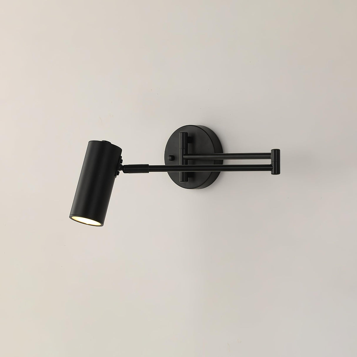 Retro Swing Arm Wall Lamp – Stilig Accentbelysning för Lästhörnor Carvallo