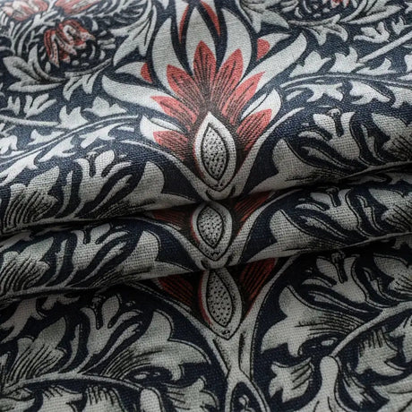 Tisteln Ebonleaf Floral Tapestry Gardin Carvallo