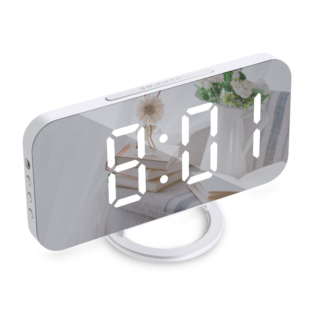 Spegel LED Digital Väckarklocka med USB-portar och minnesfunktion Carvallo