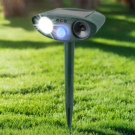 Royaleva Ultrasonic Kaninrepeller – Solenergidriven och Blinkande Ljus – Bli Av Med Kaniner Carvallo