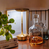 LuxRoyale Trådlös LED Bordslampa – Vattentålig, Justerbar Ljusstyrka, & Modern Design Carvallo