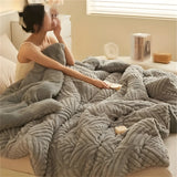 SleepEase Komforter - Ultra-mjuk Lönnlöv All-säsong Täcke Carvallo