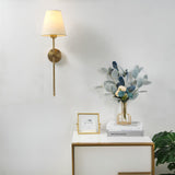 VeloraBeam – Elegant klassisk vägglampa Carvallo