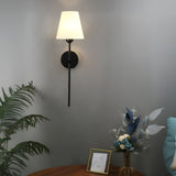 VeloraBeam – Elegant klassisk vägglampa Carvallo