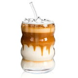 Ribbad glas med sugrör – 2 st Vågform, 450ml | Stiligt dricksglas för iskaffe, matcha & juice Carvallo