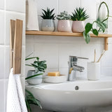 PineGrip Handdukshållare - Elegant badrumshanddukklämma av trä Carvallo