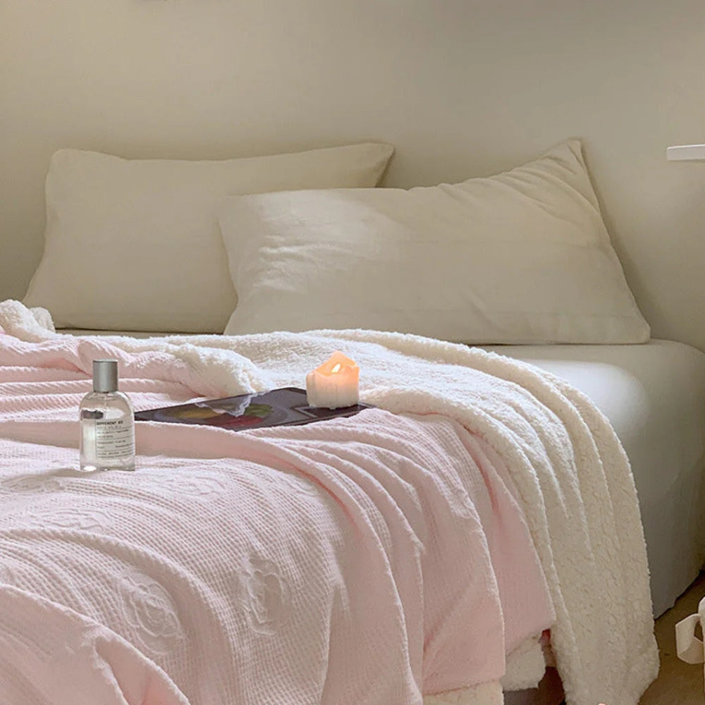 Solène Floral Prägad Sherpa Filt Carvallo