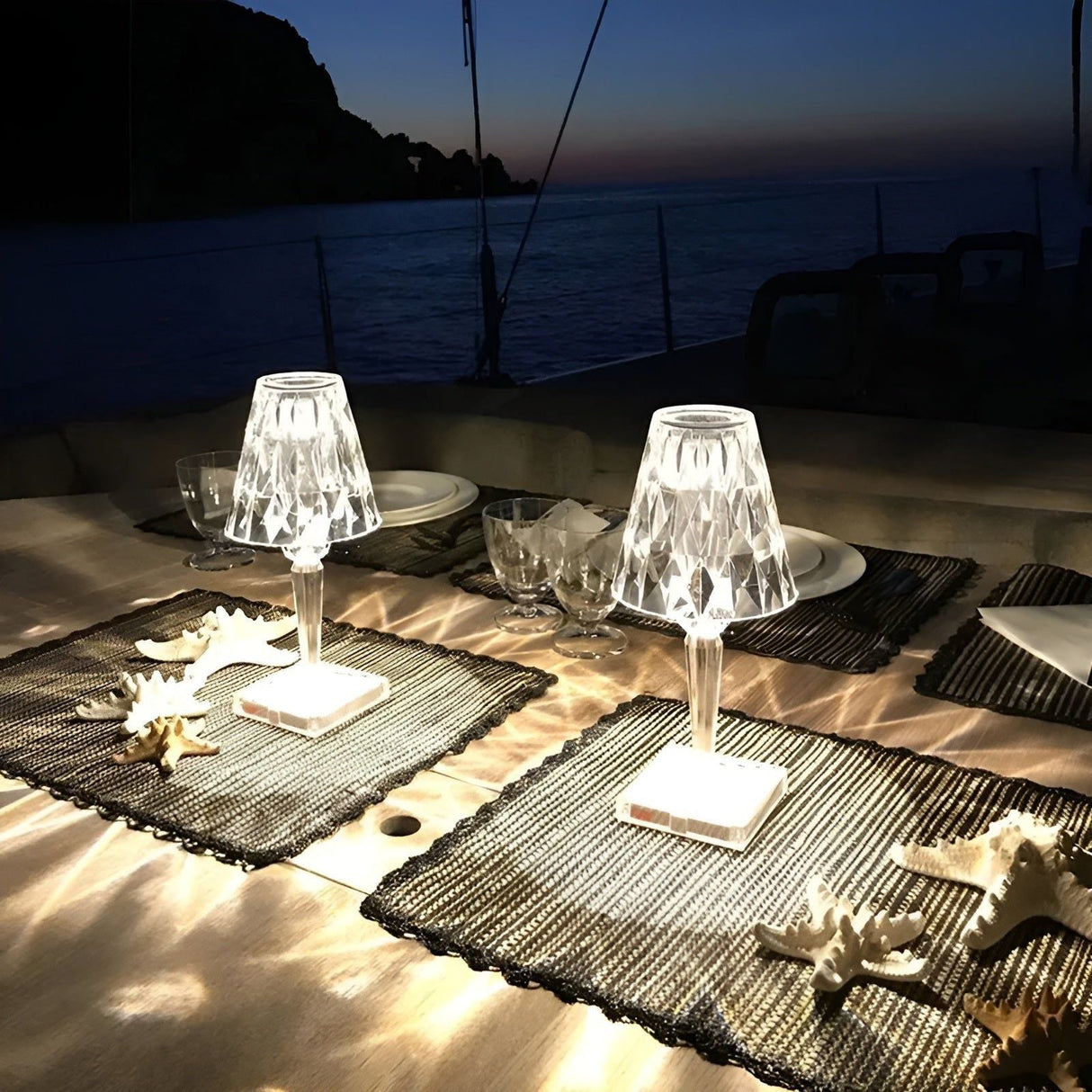 Diamond Glow - Trådlös USB Crystal Shine Nattdukslampan Carvallo