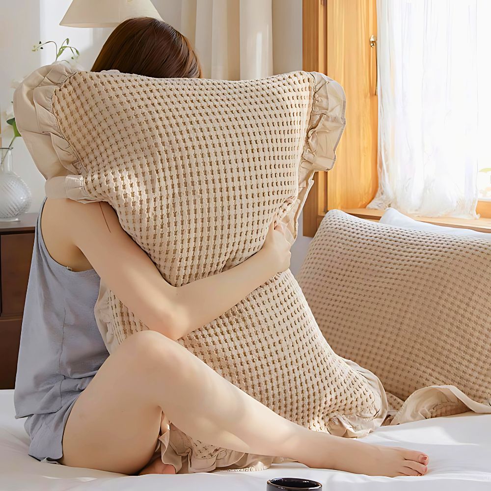 Texturerade Bomullskuddfodral – Våffelväv med Romantiska Volanger Carvallo