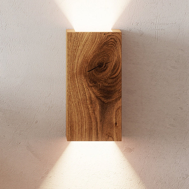 NordicGlow – Rustik Trä Vägglampa med LED Belysning för Vardagsrum och Sovrum Carvallo