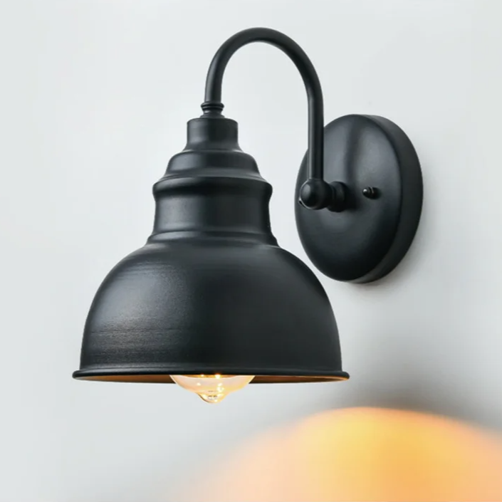 RetroGleam - Eleganta vattentäta vägglampor för utomhusutrymmen Carvallo