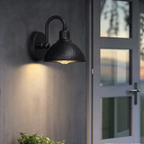 RetroGleam - Eleganta vattentäta vägglampor för utomhusutrymmen Carvallo